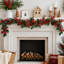 Guirlande de Noël artificielle 5,9 pi houx et baies rouges