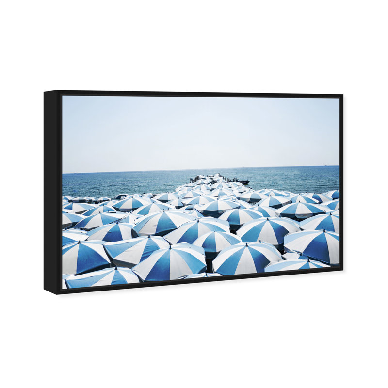 Blue Umbrella Beach - photographie sur toile, H 20 po x l 30 po, Black