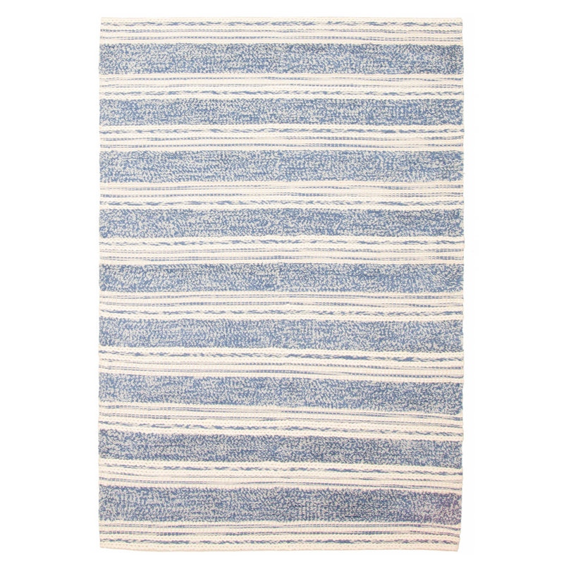 Tapis bleu unique 5 pi 2 po x 7 pi 7 po Sienna