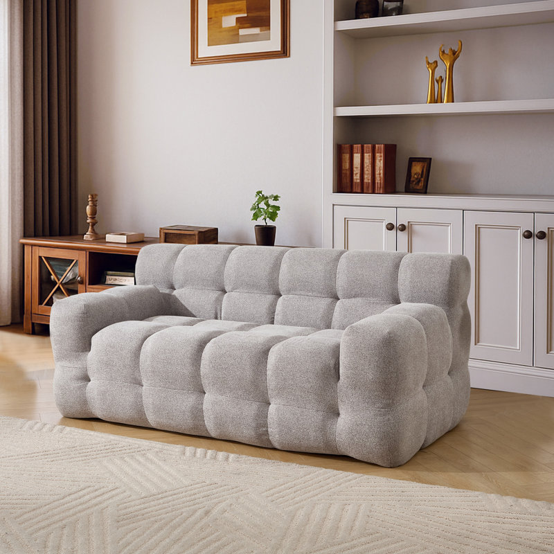 Canapé rembourré 65 po, Chenille gris pâle