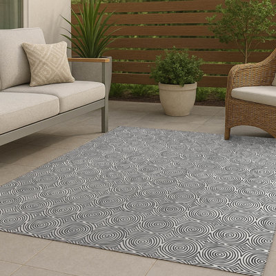 Rolling Circles Non-Slip Outdoor Rug