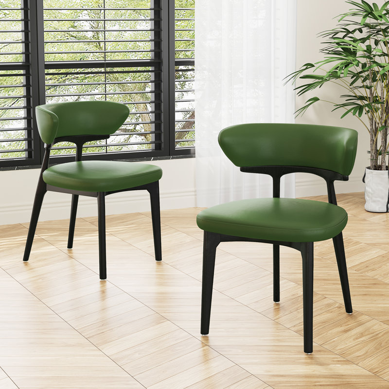 Ensemble de table et de chaises de salle à manger rondes en travertin fritté de 150 cm (59 po), 6 chaises vertes en cuir PU avec pieds en bois massif (assemblage non requis)