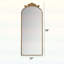 Miroir mural classique avec applique sculptée rétro-117805101
