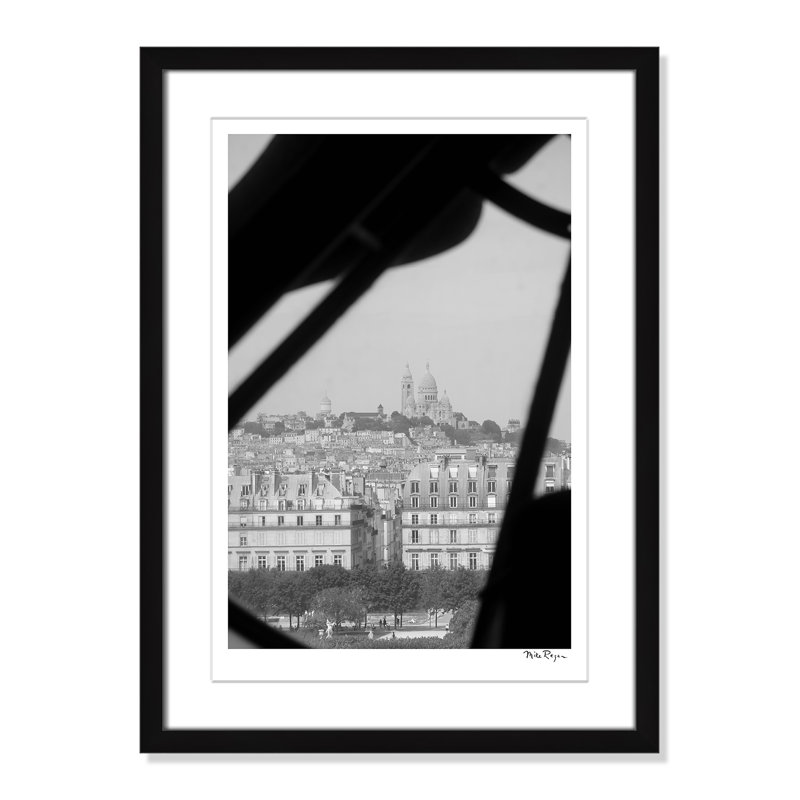 Sacré-Couer - reproduction de Paris par Mike Ragan, H 23 po x l 17 po x P 1,25 po, Papier avec cadre simple noir