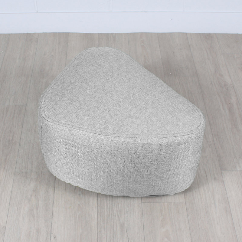 Pouf triangle BILLY, moyen, Gris clair