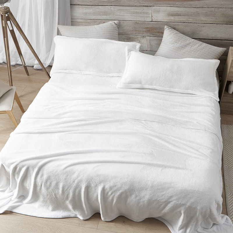 Other Items Coma Inducer Fleece Sheet Set, Queen Sheet Set + Fitted Sheet + 2 Pillowcases, White