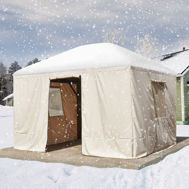 Arrêtez les dommages hivernaux! La housse de pavillon 10 pi x 13 pi Ultimate crée un espace de rangement supplémentaire pour les meubles de patio
