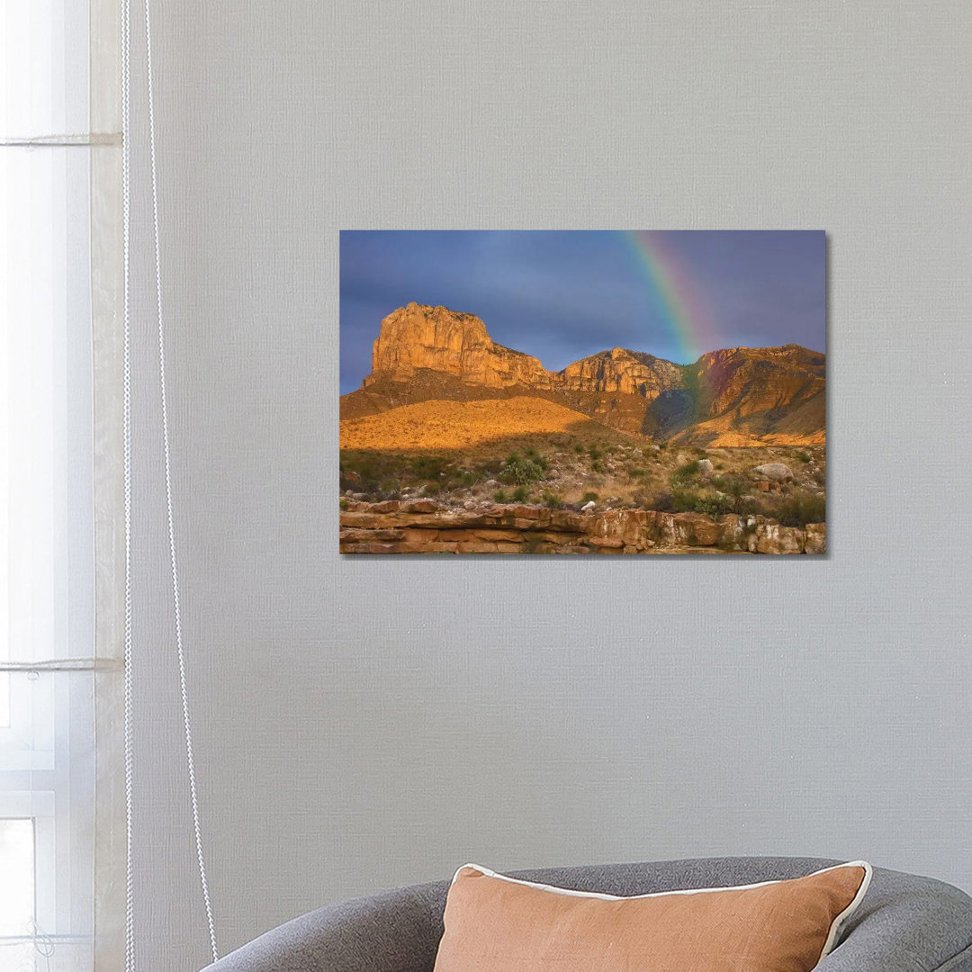 Regenbogen in der Nähe von El Capitan, Guadalupe Mountains National Park, Texas von Tim Fitzharris - Gallery-Wrapped Can...