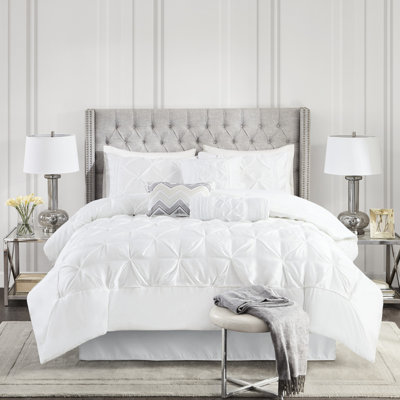 Édredon 7 pièces pour très grand lit - 1 magnifique édredon blanc, 2 taies décoratives, 3 coussins décoratifs, jupe de lit lavable et lavable