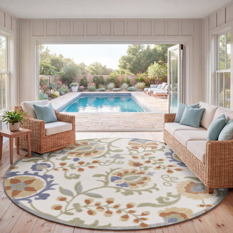 Exann Floral Indoor/Outdoor Area Rug, Round 7'10"