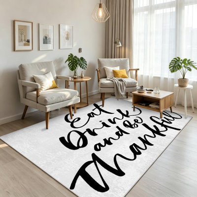 Tapis blanc lavable à la machine, boisson et lettrage reconnaissant pour l'intérieur