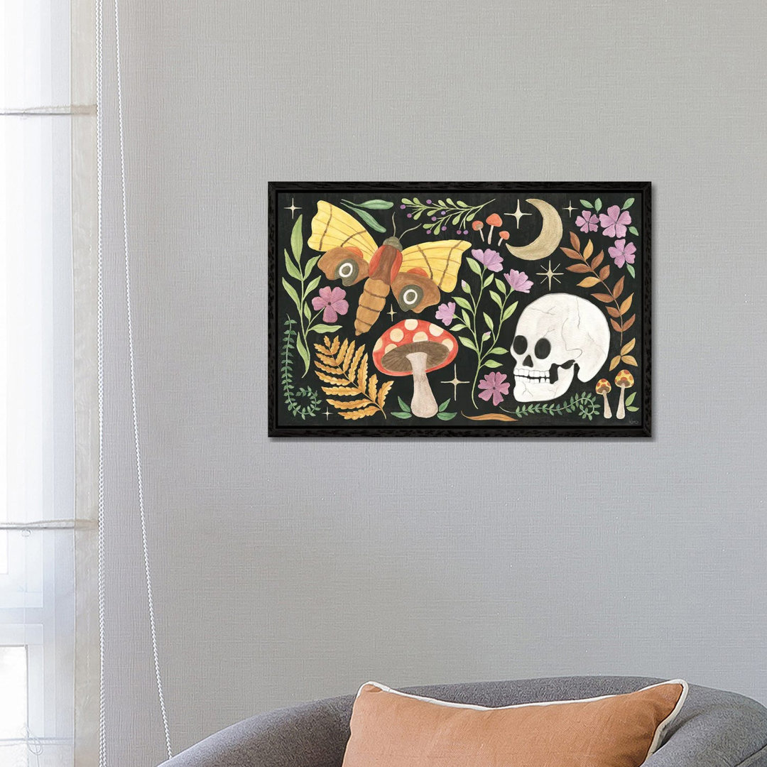 Spooky Chic I von Veronique Charron - Galerie-verpackte Leinwand Giclée auf Leinwand