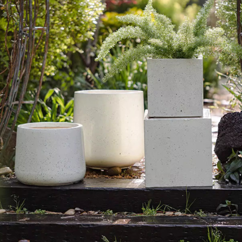 Pot Planter, 9" H x 8.6" W x 8.6" D