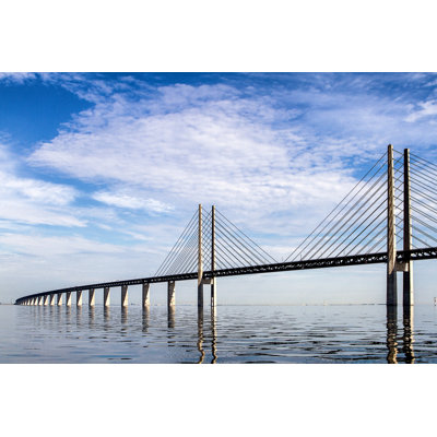 " Oresundsbron Bridge " by Bengthultqvist
