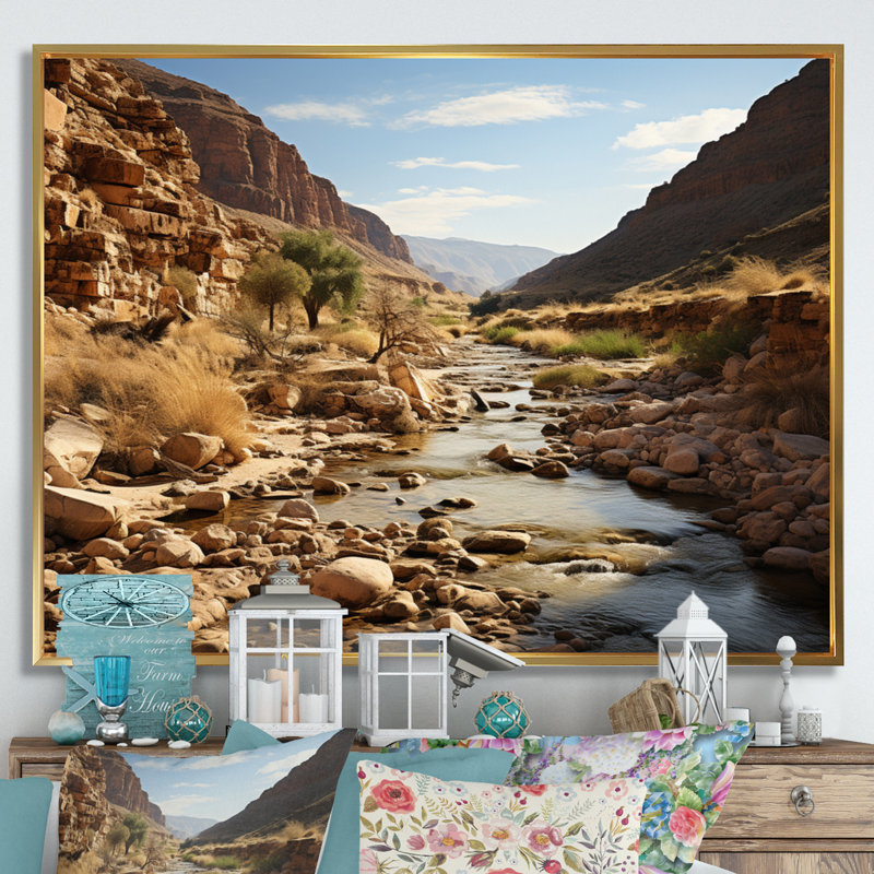 Désert oasis I sur toile, H 34 po x l 44 po x P 1,5 po, Cadre flottant doré