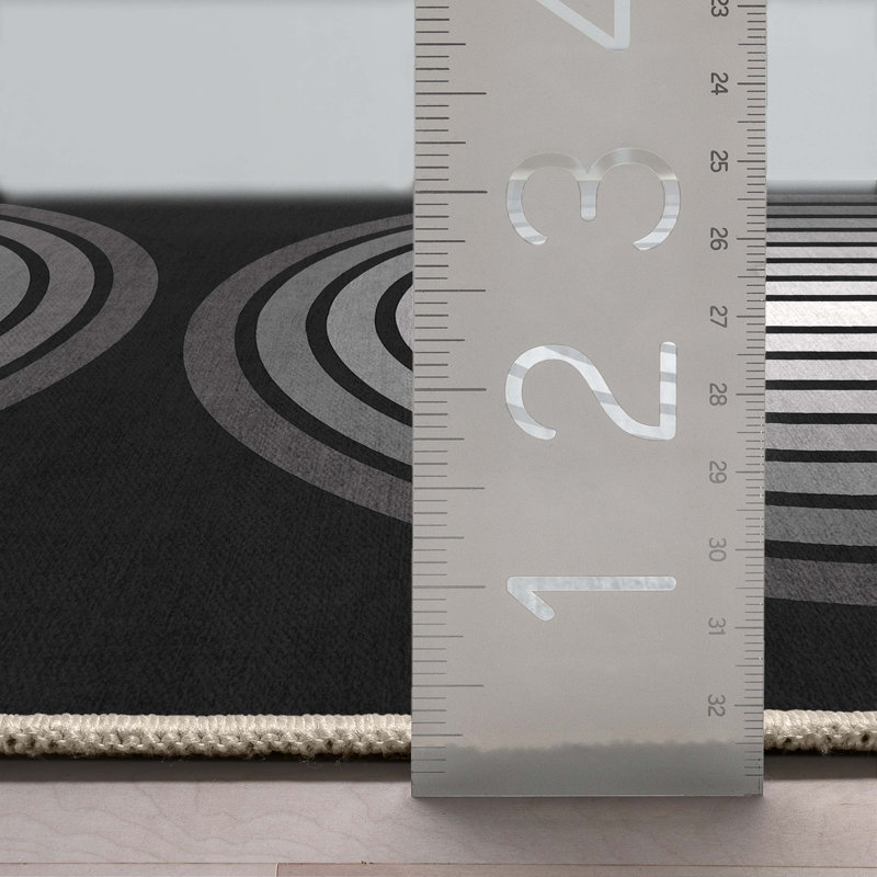 Tapis tissé à plat à motif géométrique noir Winston Porter Shanea Duo, Rectangle 7 pi 10 po x 9 pi 10 po