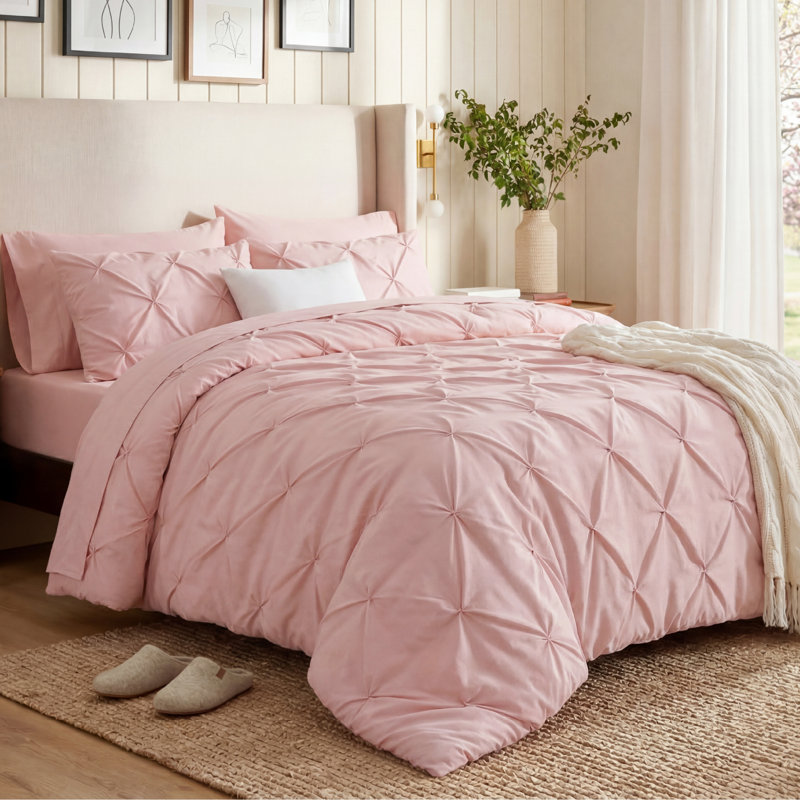 Bedsure Queen Pintuck Bed-in-a-Bag- Light Pink Pinch Pleat Comforter with Sheets, Pillowcases & Shams, Light Pink