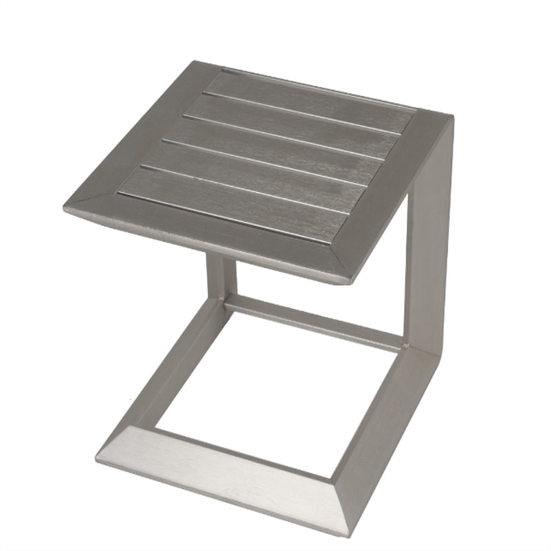 Garoafa Versatile Outdoor Coffee Table for Any Occasion - No Installation Required