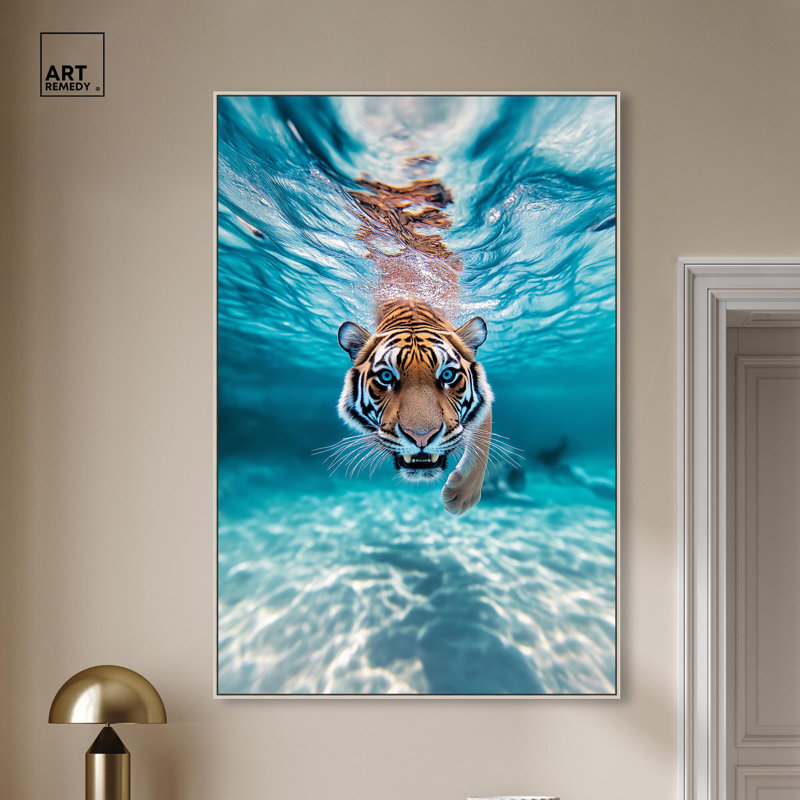 Art, art moderne, toile, oeil du tigre, H 55 po x l 37 po, Encadrement argenté