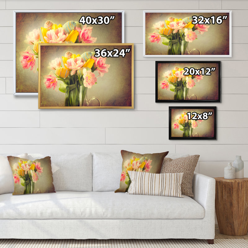 Tulipe, bouquet de fleurs et œufs - reproduction sur toile avec cadre flottant, H 24 po x l 36 po x P 1 po