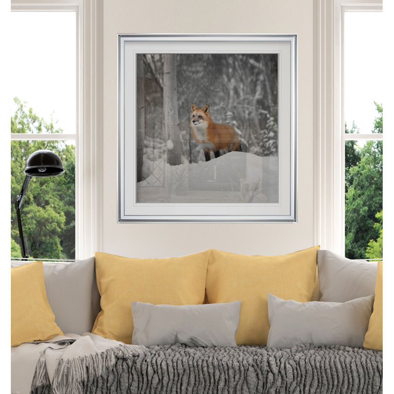 « snowy sentinelle », reproduction de photo, H 17,5 po x l 17,5 po x P 1,5 po, Cadre argenté