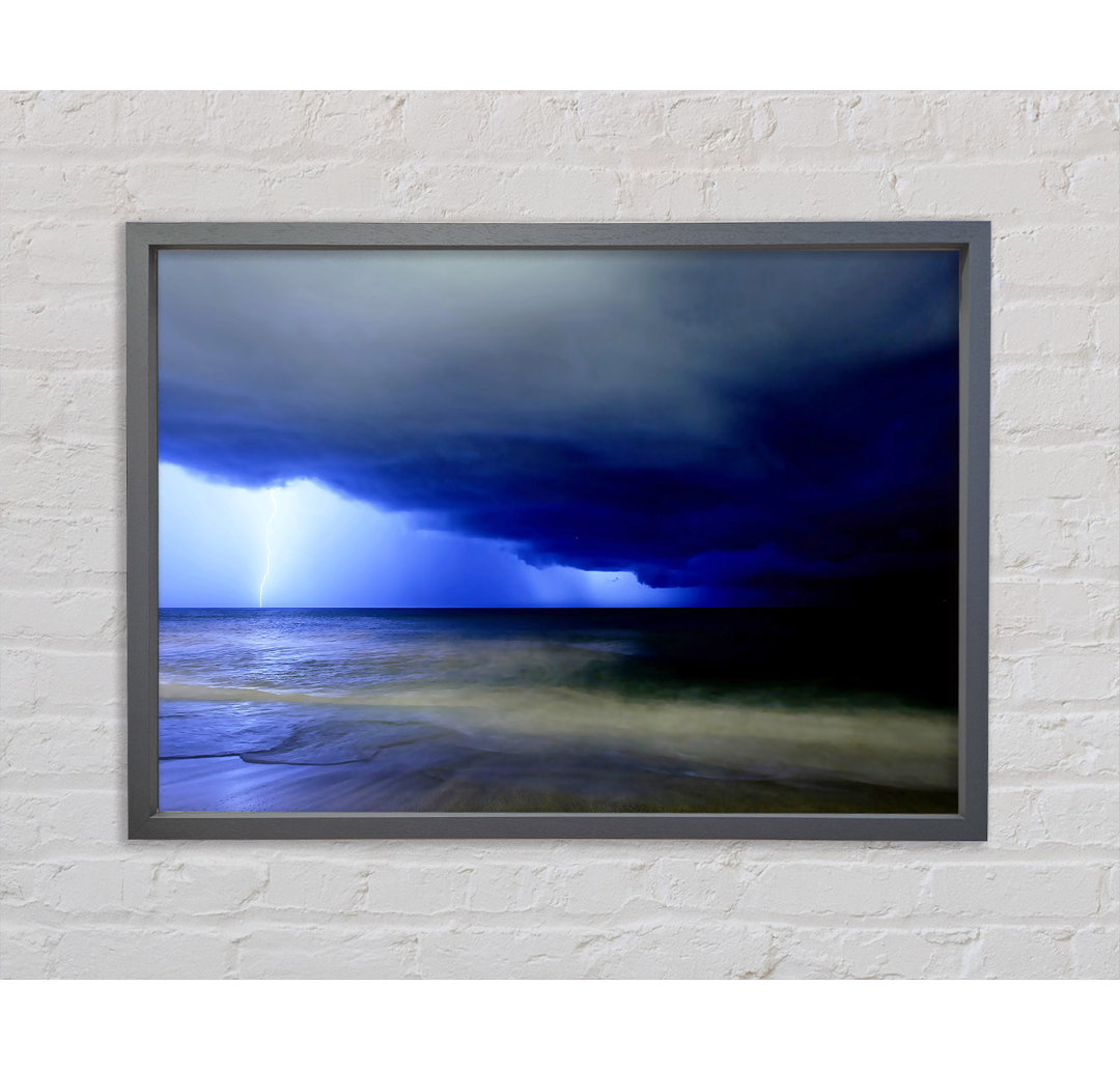 Blue Lightning Seas Gerahmter Druck Wandkunst