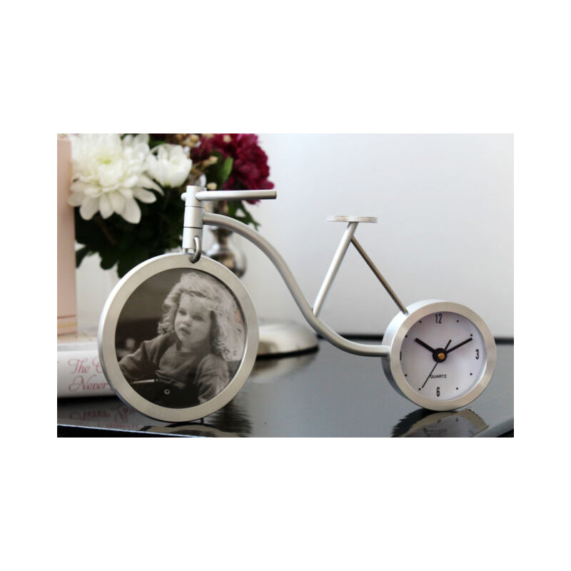 Analogue Metal Quartz Movement / Crystal Tabletop Clock Silver