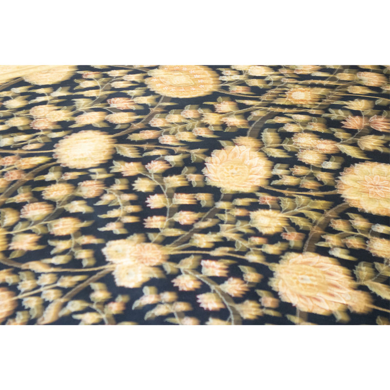 Hand Knotted Area Rug in Navy And Red