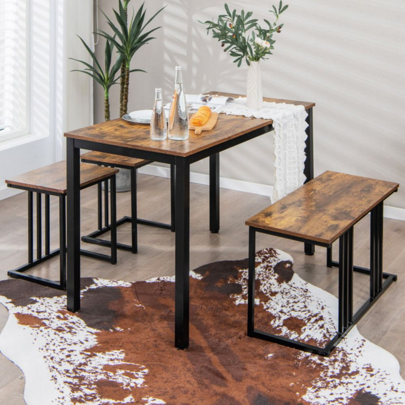 Ensemble repas pour 4 personnes Estibaliz