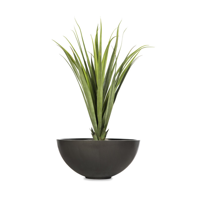 Jodelle Fibreglass Planter, Medium