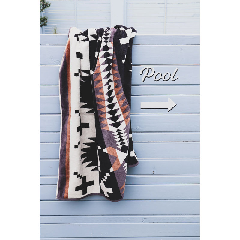 Pendleton Los Ojos Spa Towel, Black/Brown Geometric