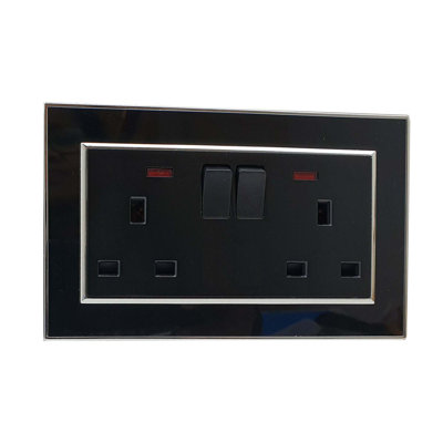 Vasilos Wall Mounted Socket