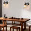Applique murale industrielle avec abat-jour en verre transparent, luminaire en métal noir à 1 lumière pour ampoules E26, design vintage soufflé à la main