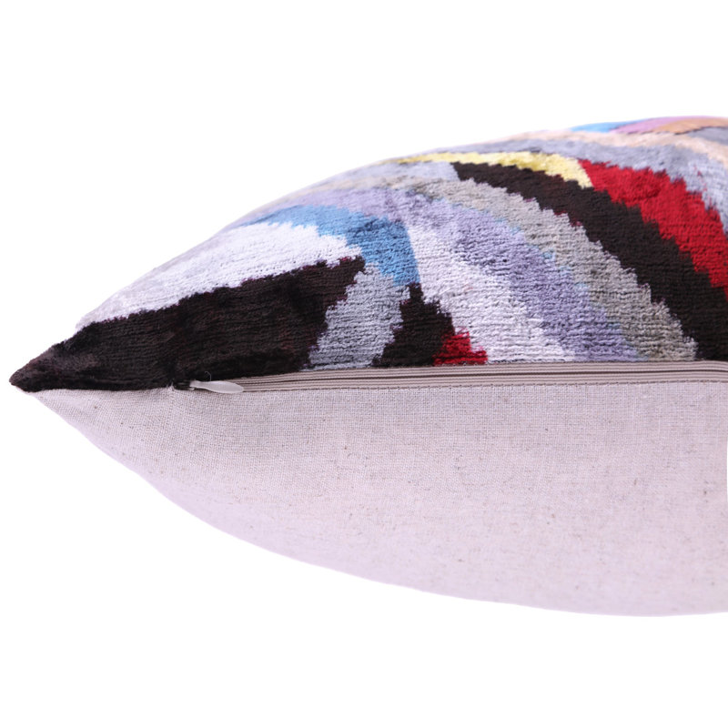 Coussin en velours à chevrons - 16 x 16 po | Fabrication artisanale