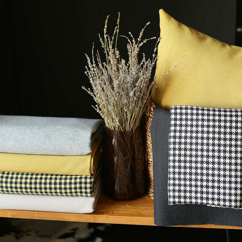 Ensemble de 4 housses de coussin pied-de-poule, Jaune