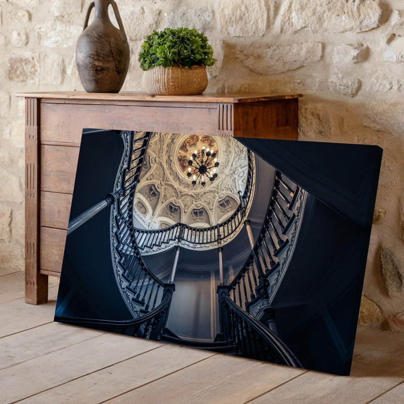 Reproduction d'art sur toile, "Un grand escalier au design complexe dans un manoir historique gothique", H 9 po x l 12 po