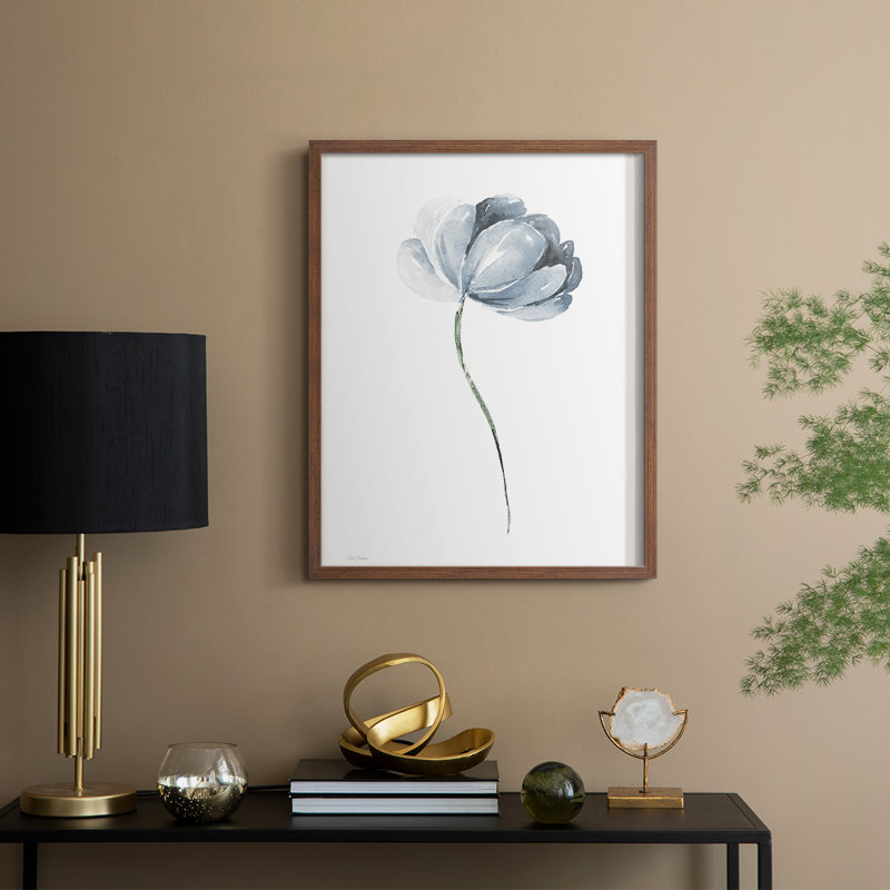 "Tulipe I", Noyer, H 15 po x l 12 po