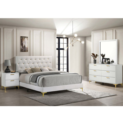 James White 4-Piece Queen Bedroom Set