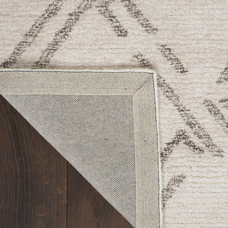 Aizeah Geometric Indoor Rug, Rectangle 7'9" x 9'9"
