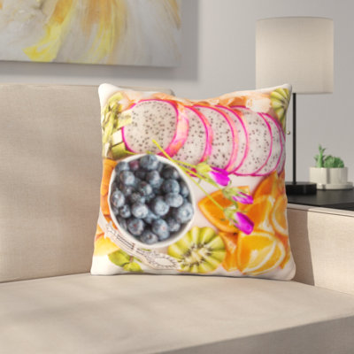 Coussin mélange de fruits bigler sur une assiette