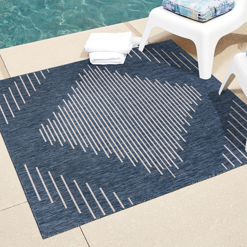 Geometric Machine Woven Polypropylene Indoor / Outdoor Area Rug in Gray/Blue, Square 5'3"