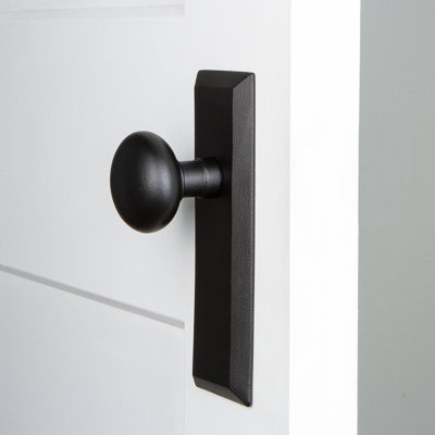 Ageless Iron Keep Plate with Keep Knob