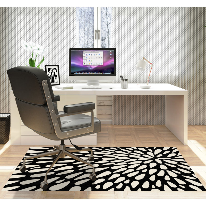 Tapis de chaise rectangulaire à poils courts Brenton, H 48 po x l 72 po, Noir / beige