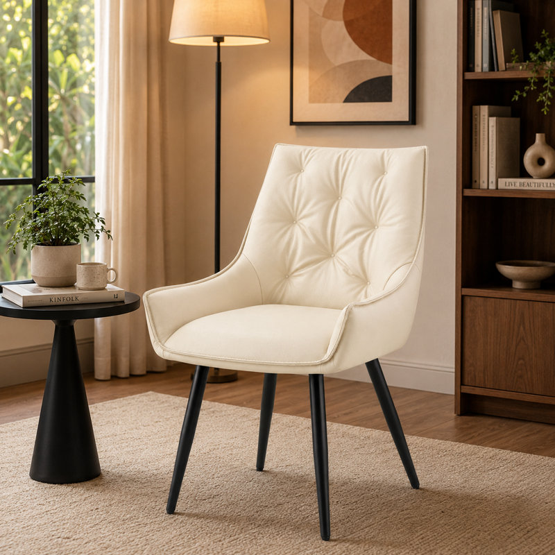 Ensemble de 2 chaises de salle à manger modernes en similicuir avec coussins à dossier plat avec pieds en métal noir et capuchons antidérapants pour la salle à manger et la cuisine