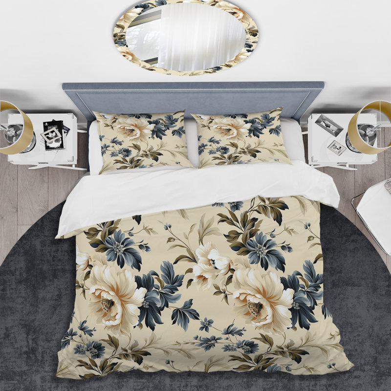 Minimalist Chic Victorian Pattern III Duvet Cover, King Duvet Cover + 2 King Shams