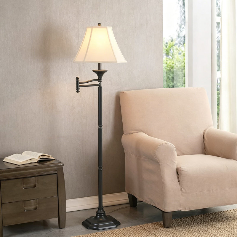Lampe sur pied à bras articulé classique avec bras réglable et abat-jour en tissu crème Wentworth
