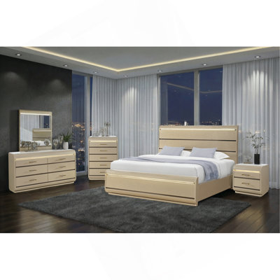 GIGI GOLD CHEST WITH LED LIGHTS