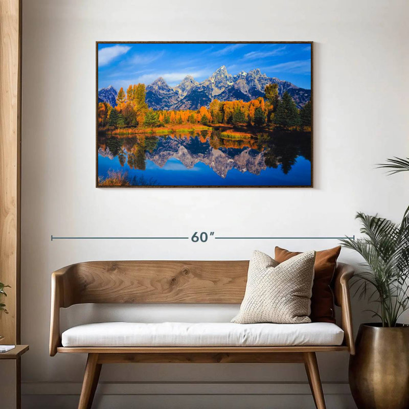 Feuillage doré Grand Teton, 43 po x 29 po, Cadre flottant en noyer