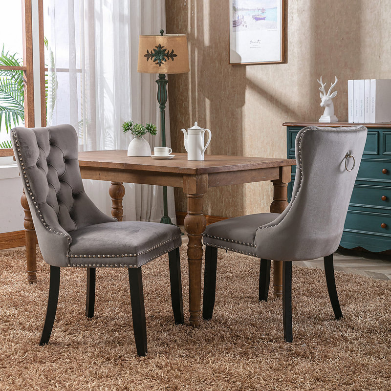 Chaise de salle à manger rembourrée en velours avec garniture cloutée, Velours gris, Noir