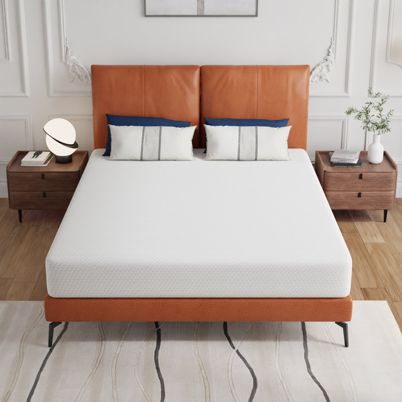 Matelas en mousse à mémoire de forme moyenne Alwyn Home Metompkin, Grand, 8"
